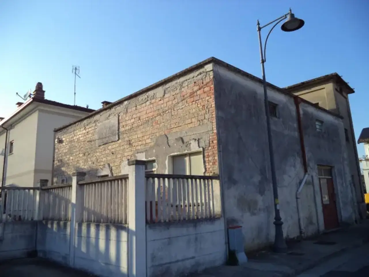 Magazzino in Via Enrico Dandolo 29, Monfalcone, {3} - Foto 2