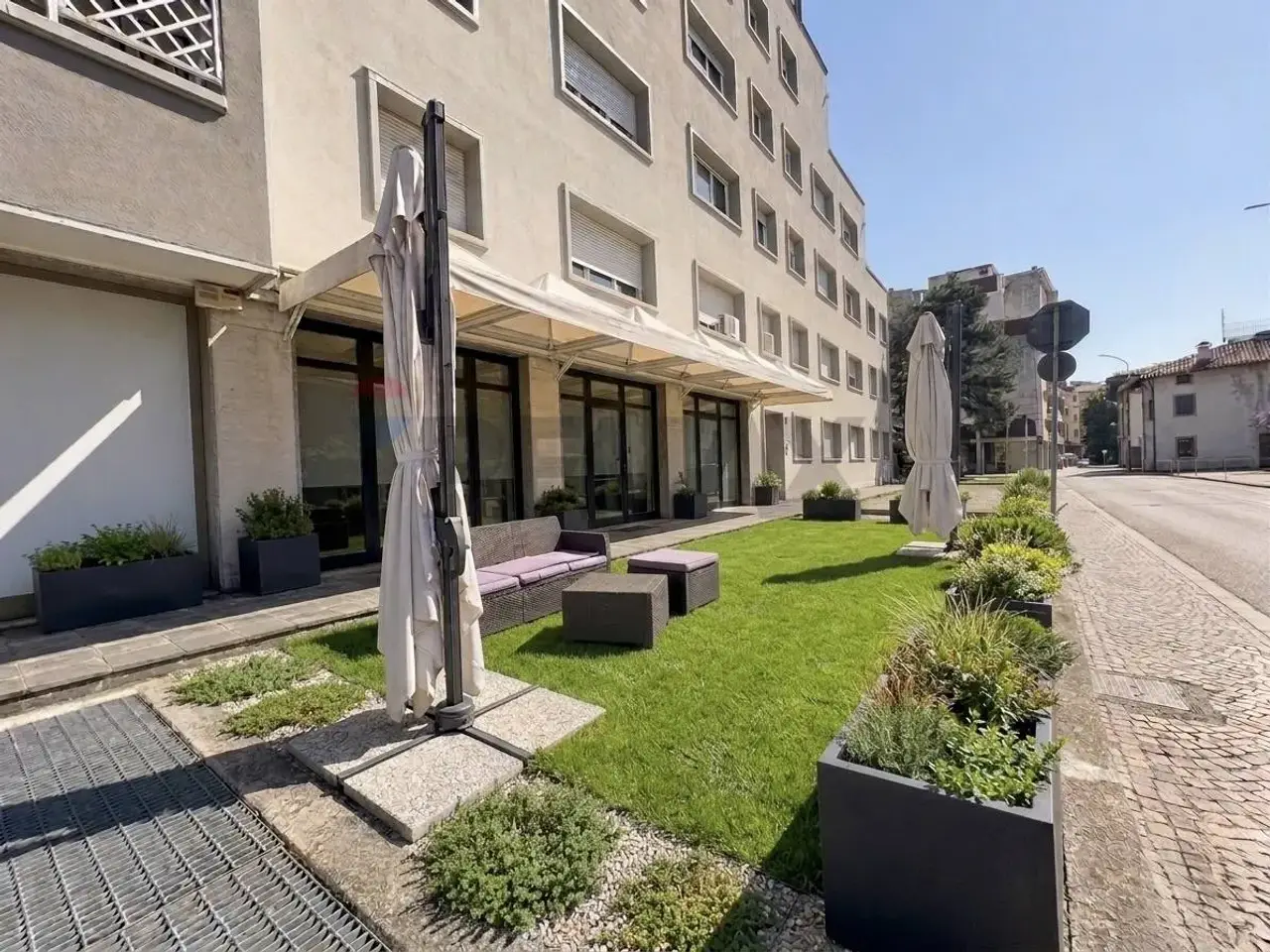 Negozio in , Udine, {3} - Foto 1