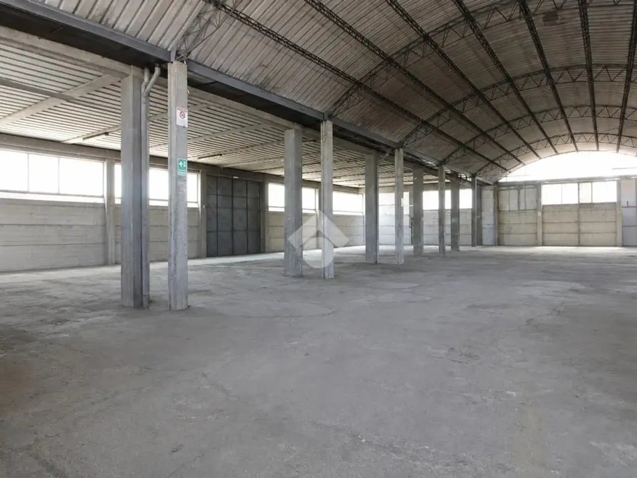 Capannone in Via Sant'Antioco 32, Cascina, {3} - Foto 1