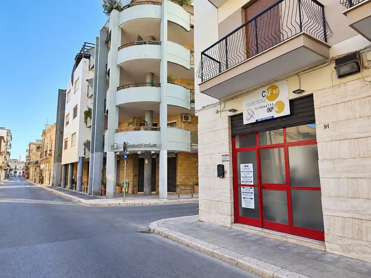 Negozio in Via Giovanni Casalino 19, Triggiano, {3} - Foto 2