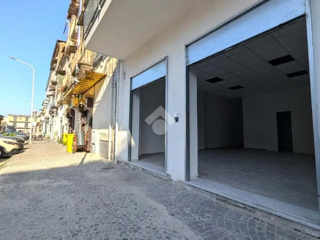 Negozio in Piazza Risorgimento, Frattamaggiore, {3} - Foto 2