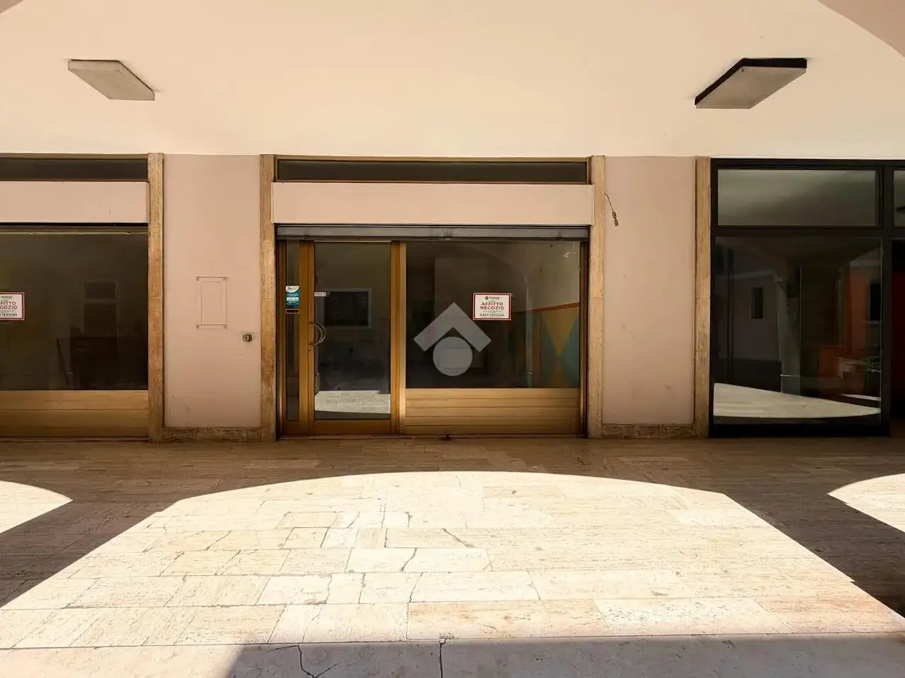 Negozio in Via Fabio Glisenti 39, Vestone, {3} - Foto 2