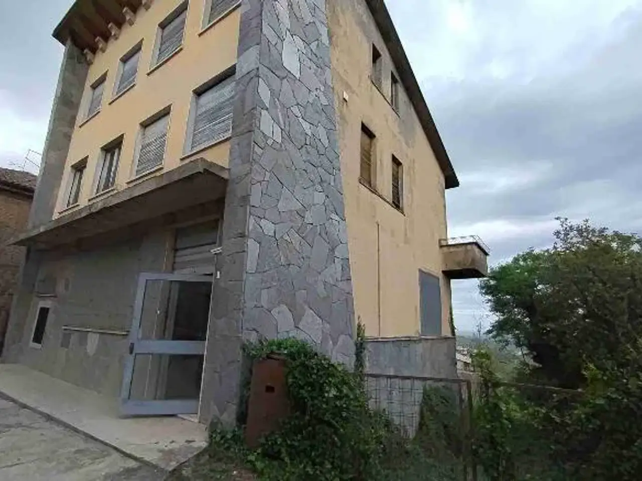 Agenzia immobiliare in , Ziano Piacentino, {3} - Foto 1