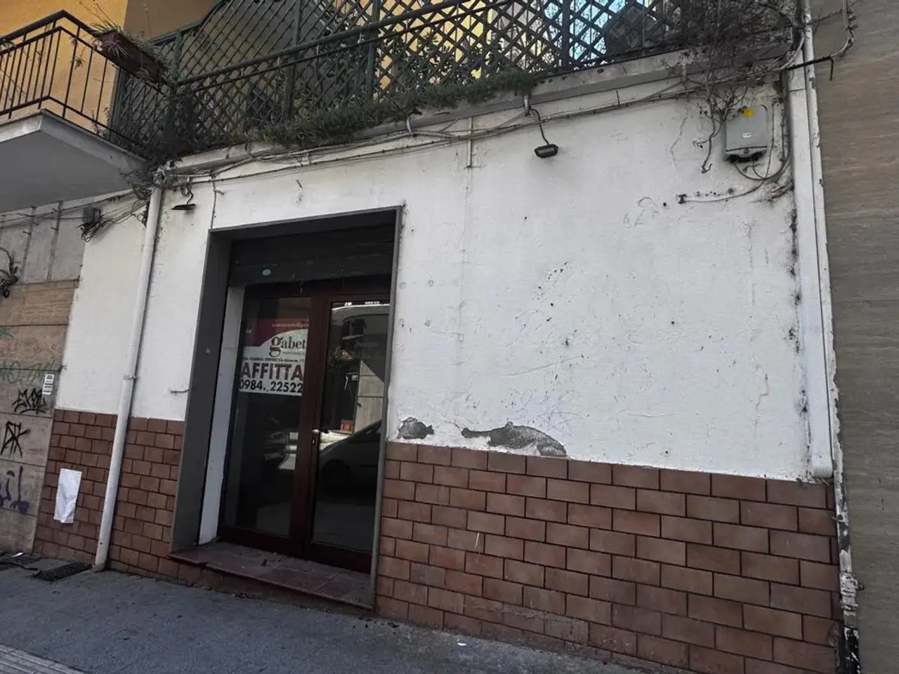 Magazzino in Cosenza Via Miceli 21, Cosenza, {3} - Foto 1
