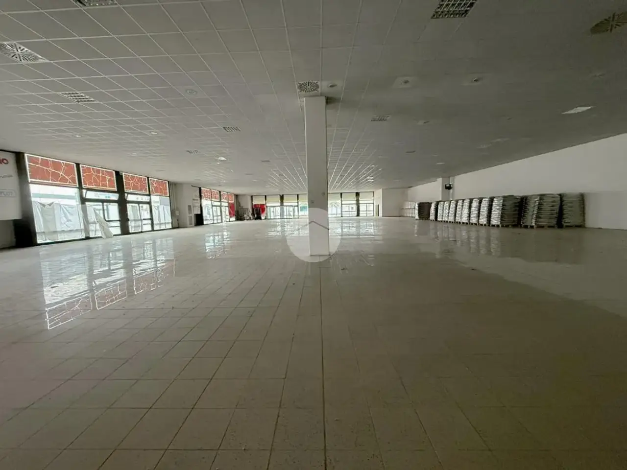 Negozio in Via Leonardo da Vinci 1, Palosco, {3} - Foto 1