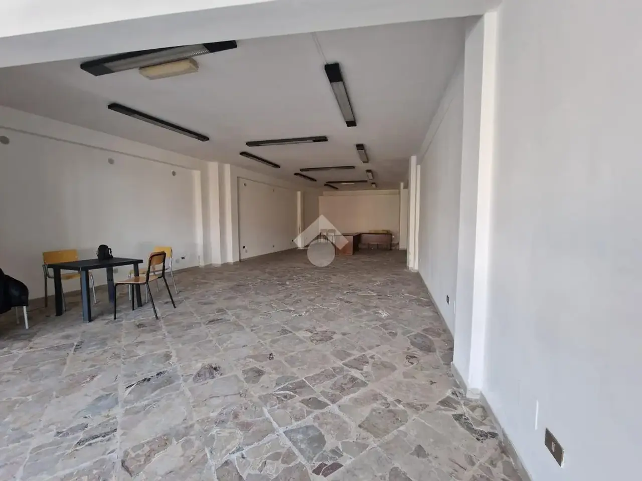 Negozio in Via Palermo, San Giuseppe Jato, {3} - Foto 2