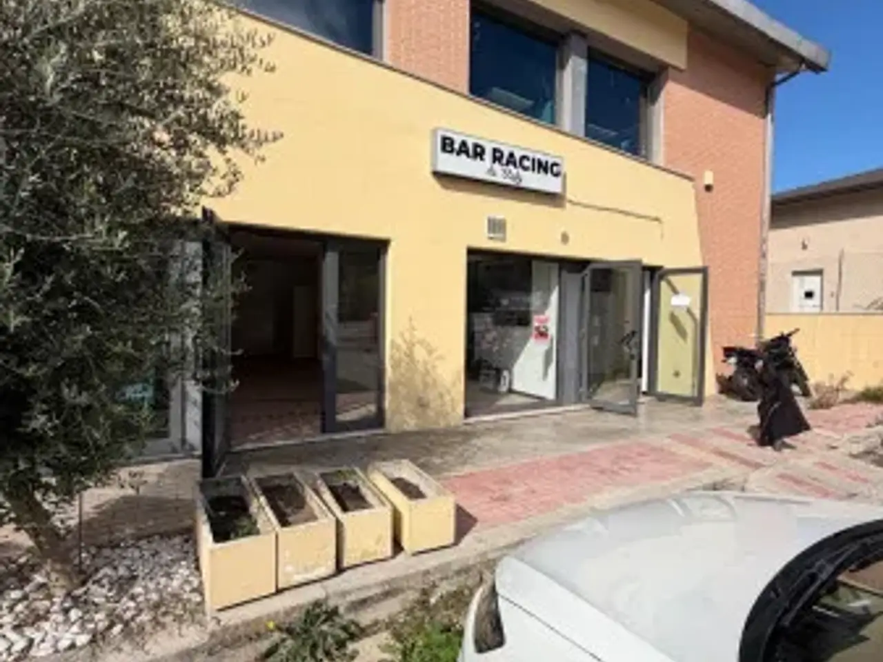 Negozio in Via della Crocetta, L'Aquila, {3} - Foto 1