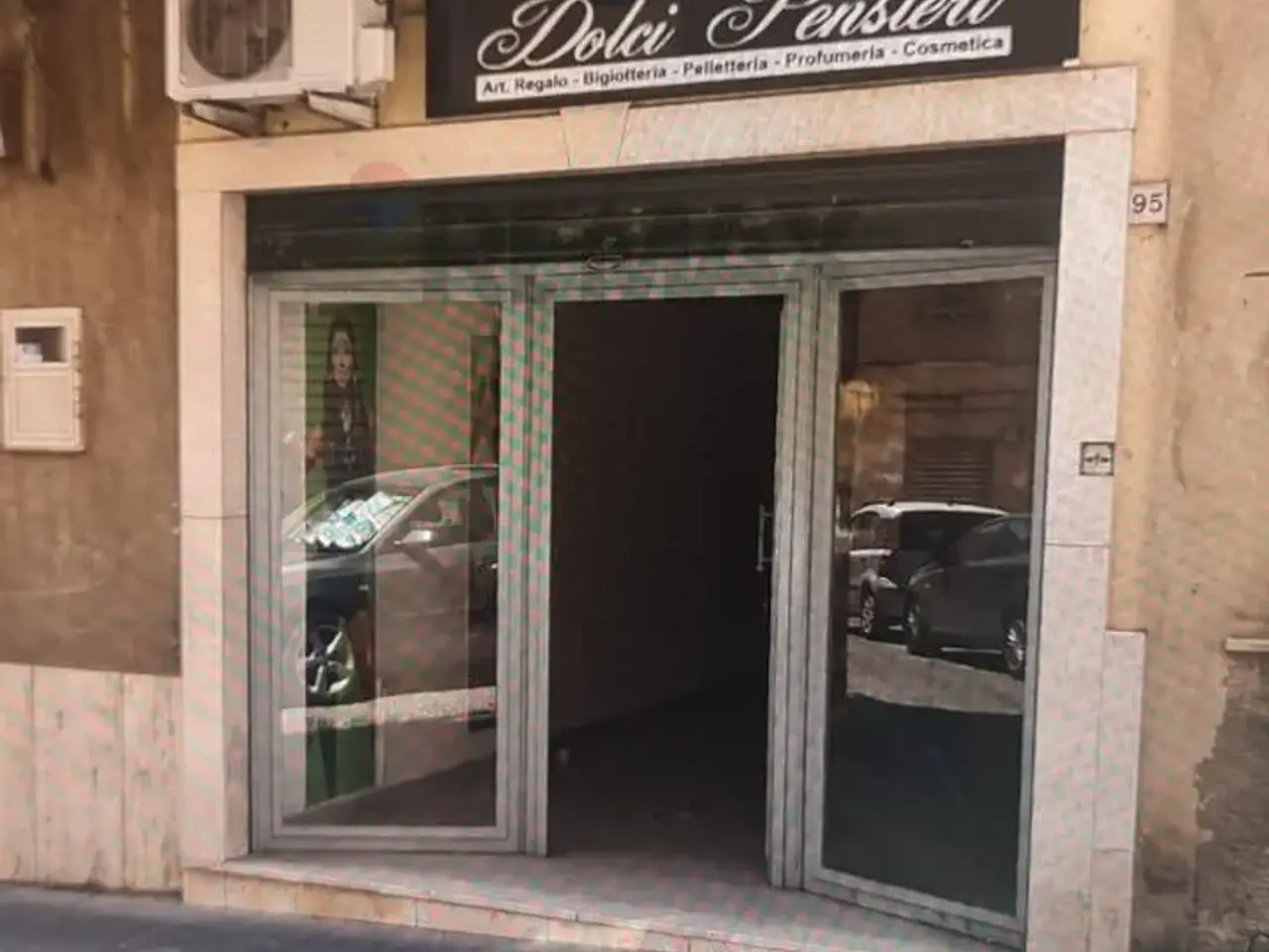Negozio in Via Umberto I 95, Niscemi, {3} - Foto 1