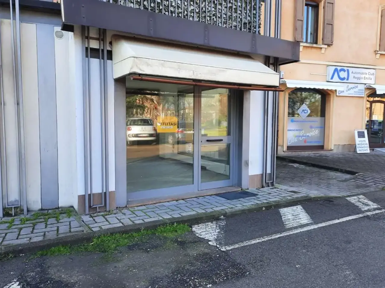 Negozio in , Castelnovo Di Sotto, {3} - Foto 1