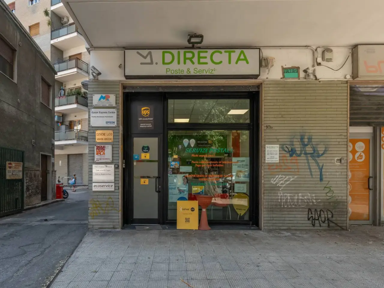 Negozio in Viale Salandra 10, Bari, {3} - Foto 1