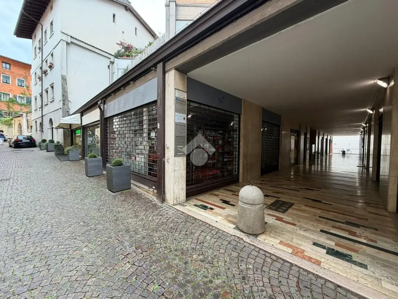 Negozio in Vicolo del Vo, Trento, {3} - Foto 1