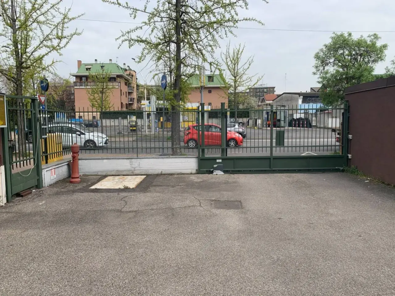 Locale commerciale in , Rozzano, {3} - Foto 2