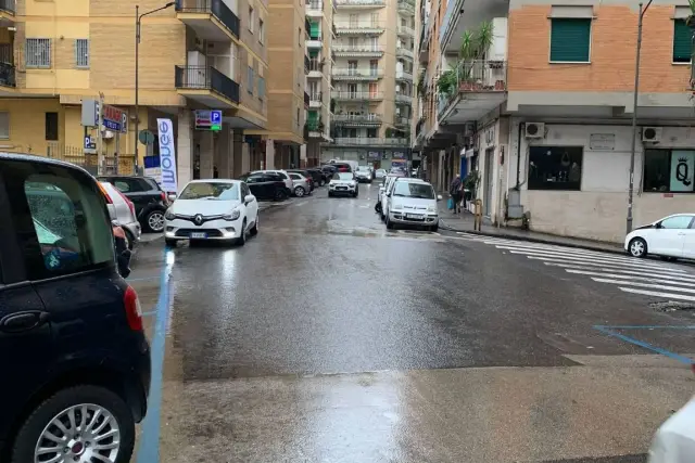 Geschäft in Via Sigmund Freud, Napoli - Foto 1