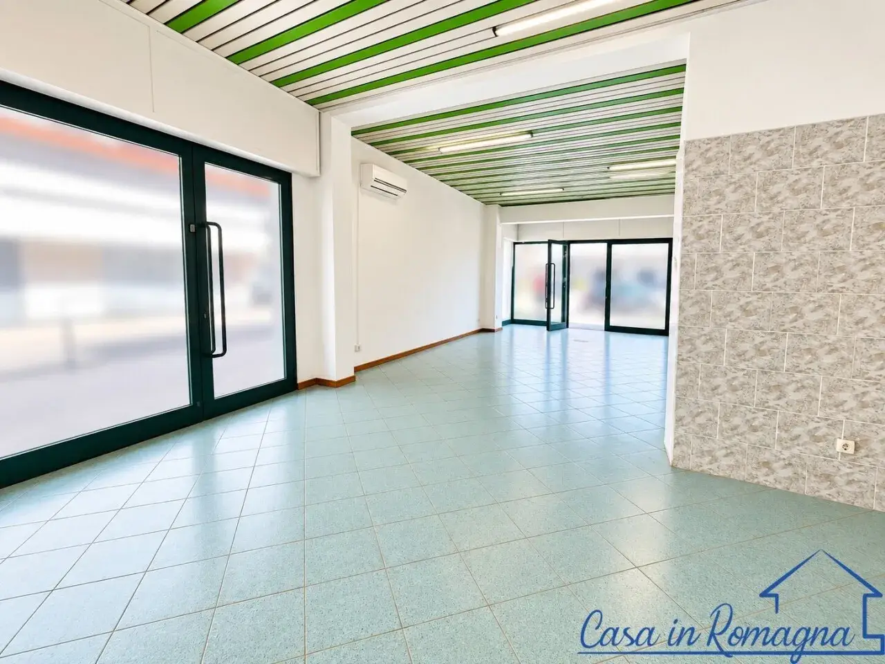 Negozio in Viale Mantova, Rimini, {3} - Foto 2