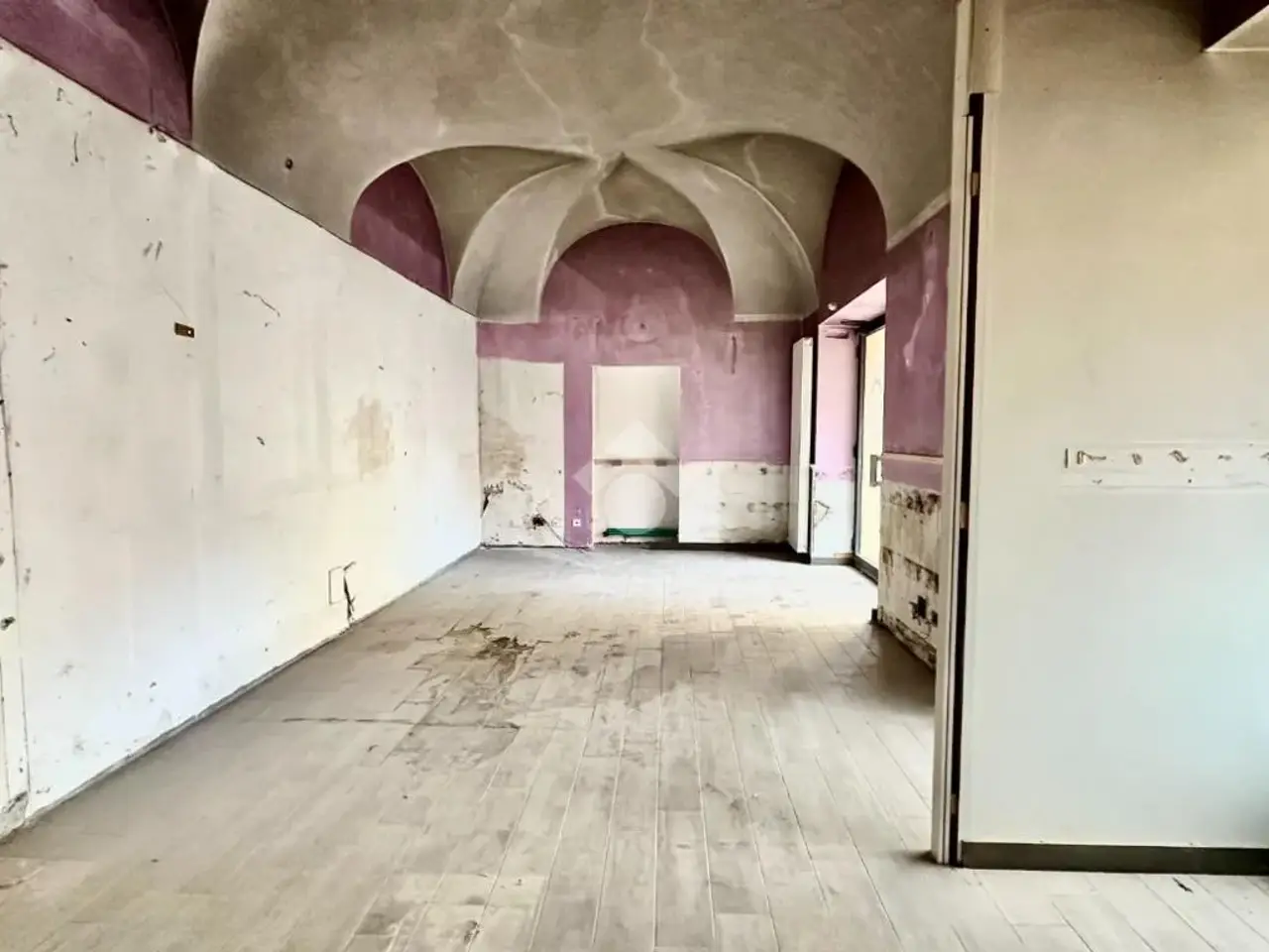 Negozio in Piazza San Simone, Tortona, {3} - Foto 1