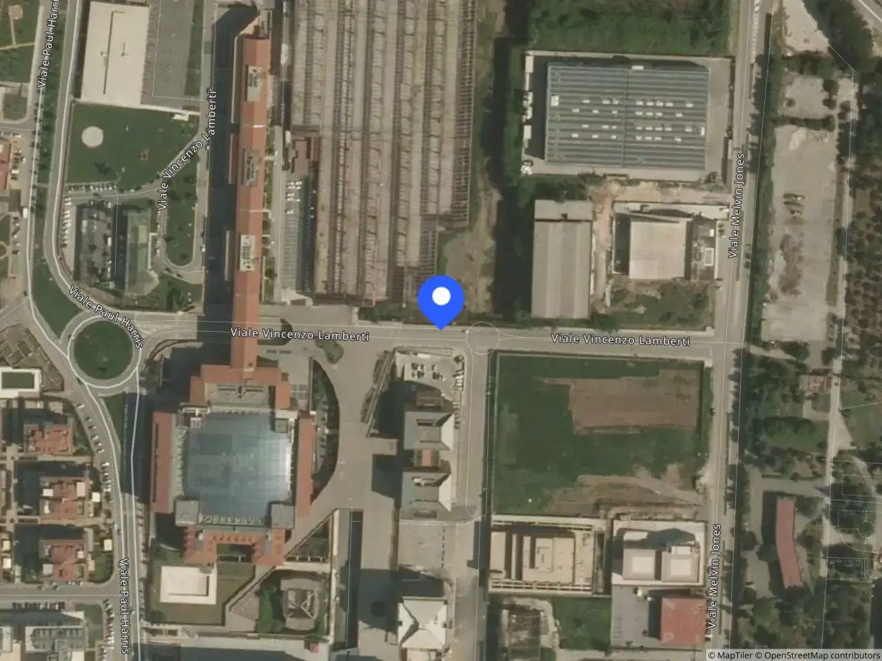 Albergo in Viale Lamberti Snc, Caserta, {3} - Foto 2