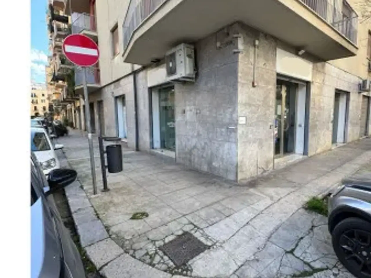 Negozio in Via Giuseppe Pipitone Federico 20, Palermo, {3} - Foto 1