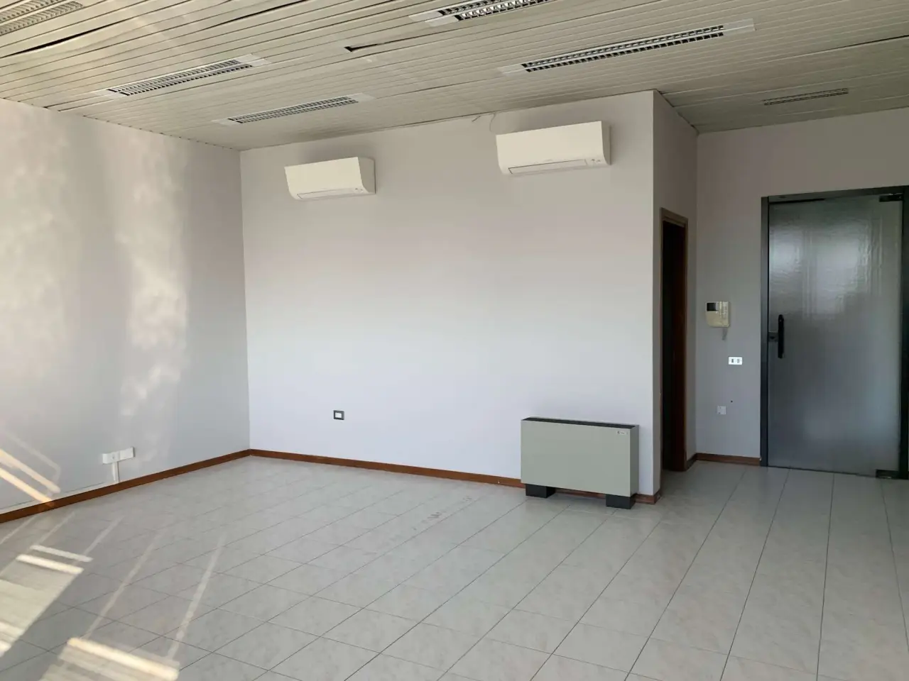 Ufficio in Via Goffredo Mameli 15, Reggio Emilia, {3} - Foto 2