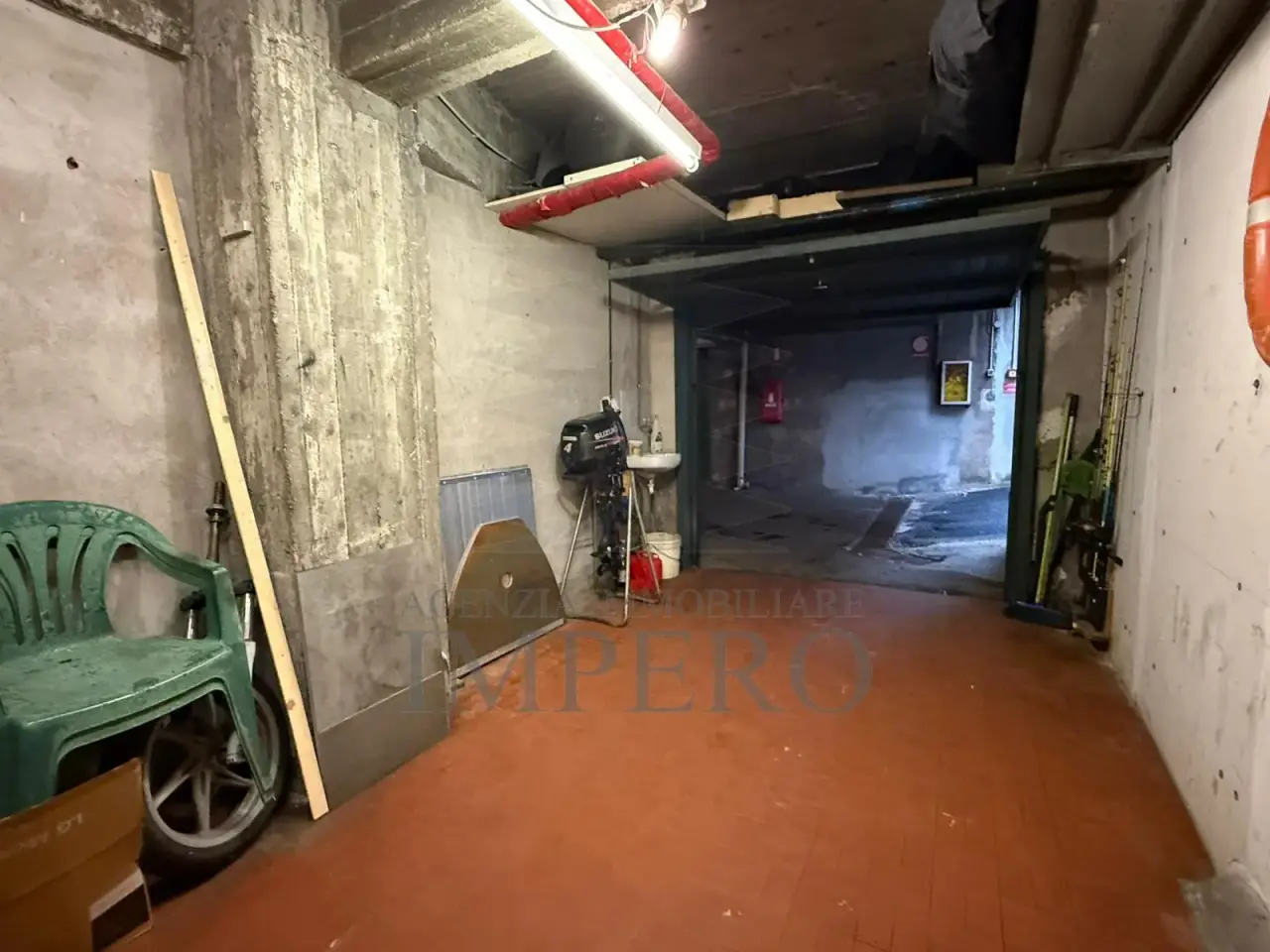 Parcheggio chiuso in Passeggiata Trento E Trieste 1, Ventimiglia, {3} - Foto 2