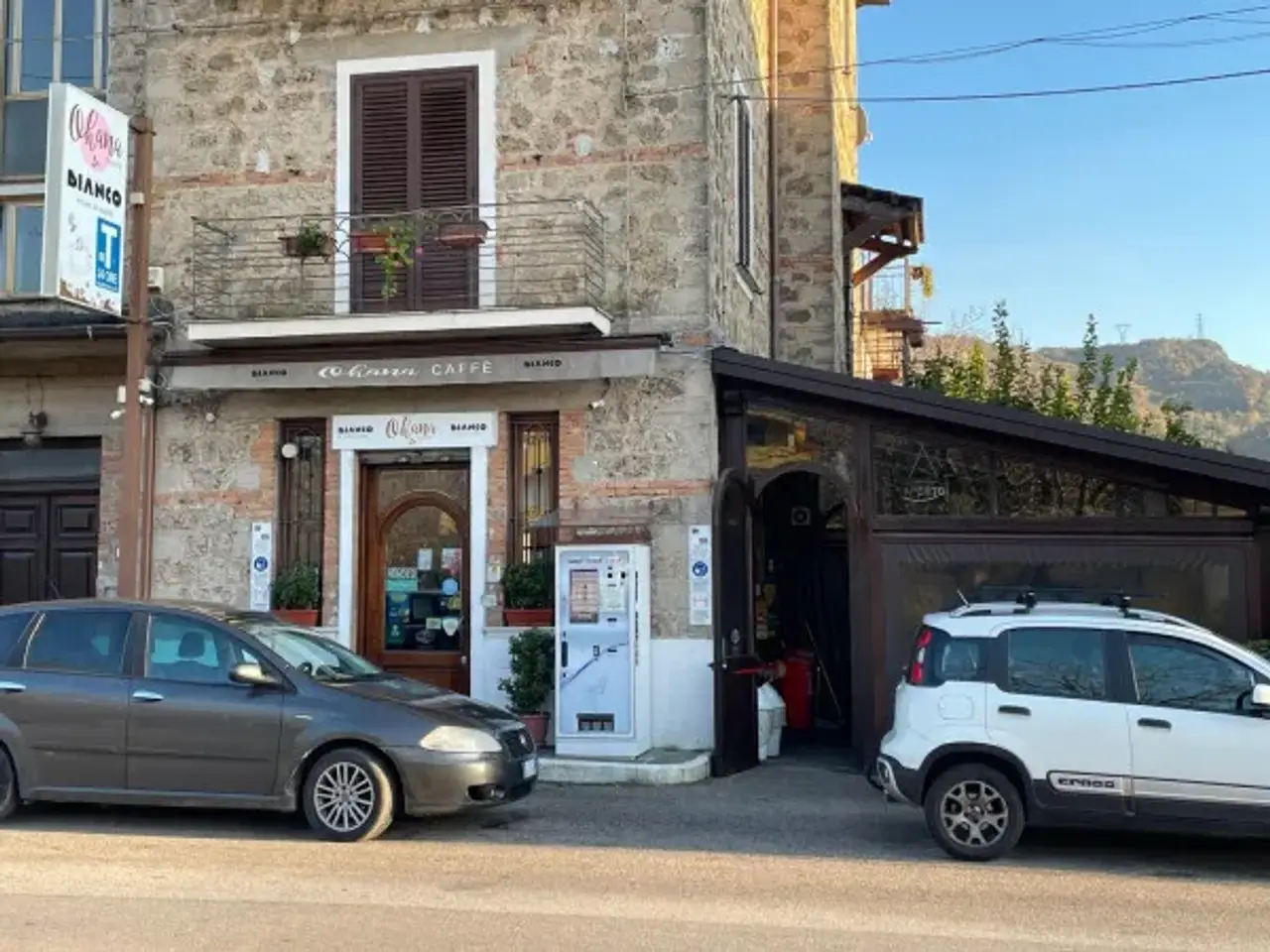 Tabaccheria in Via Malche 36, Giffoni Sei Casali, {3} - Foto 2