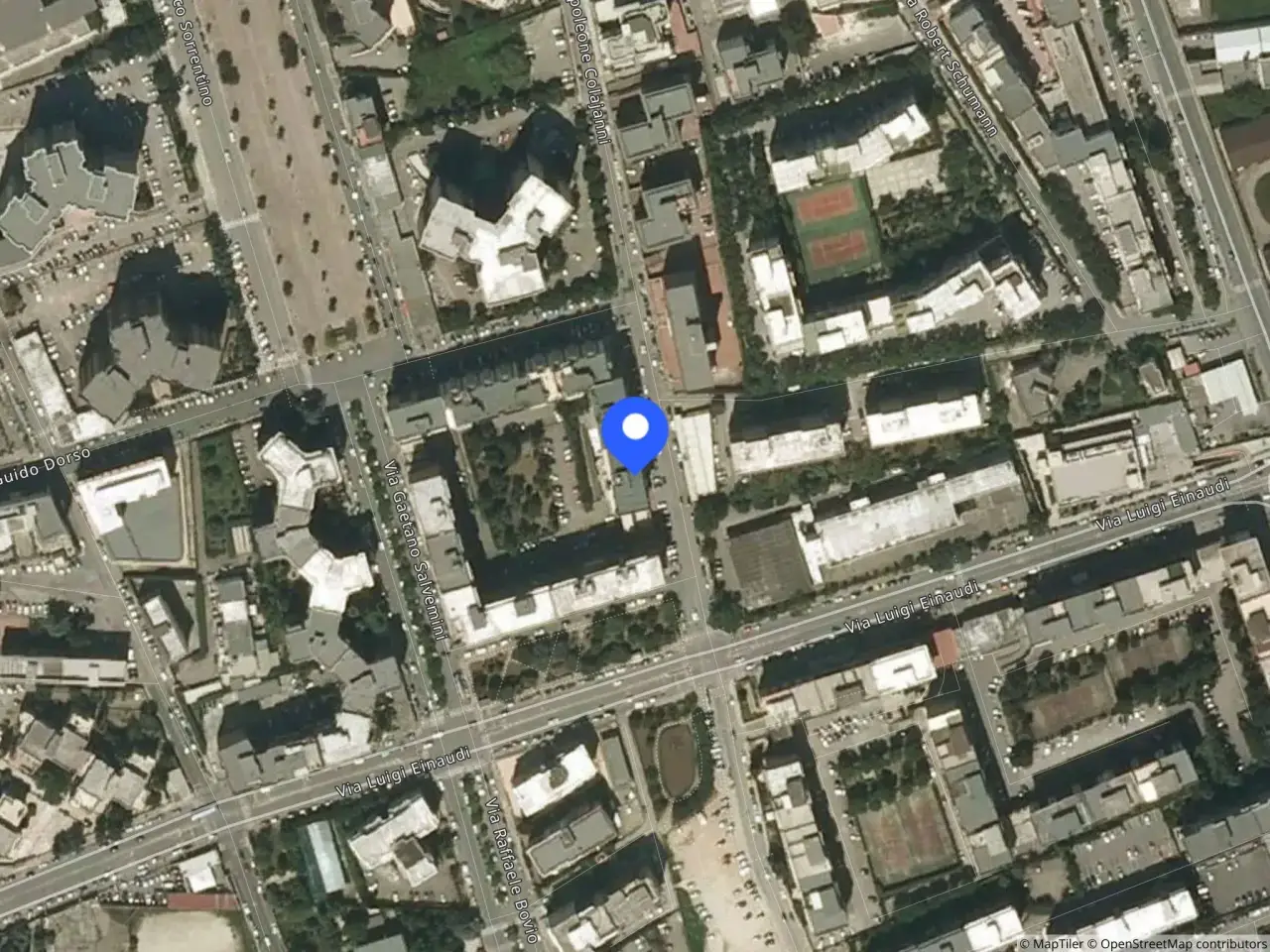 Magazzino in Via Napoleone Colajanni, 27 27, Bari, {3} - Foto 1