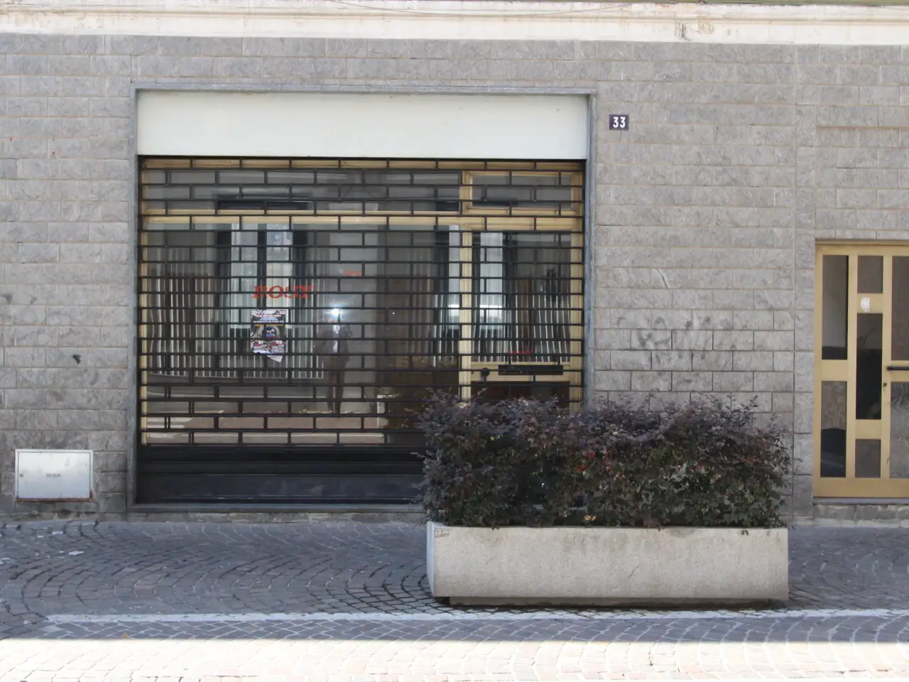 Negozio in Via Giuseppe Garibaldi 33, Cinisello Balsamo, {3} - Foto 1