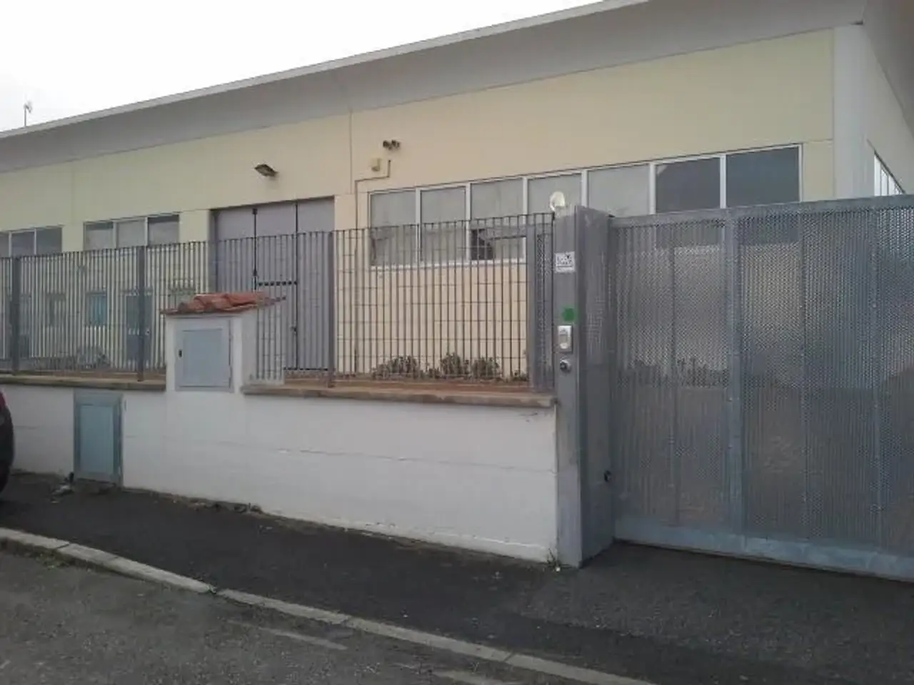 Capannone in , Ponsacco, {3} - Foto 2