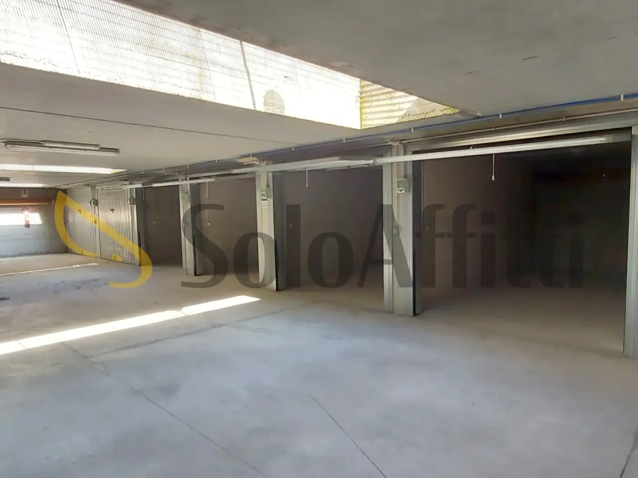 Parcheggio chiuso in Via alle Fabbriche 152, Caselle Torinese, {3} - Foto 2