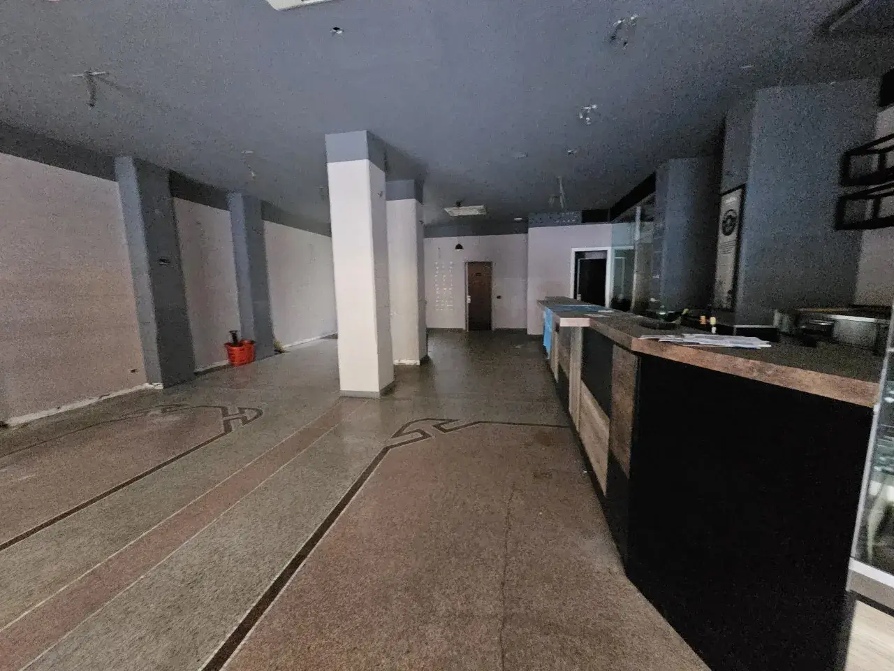 Negozio in Via Nazario Sauro, Savona, {3} - Foto 2