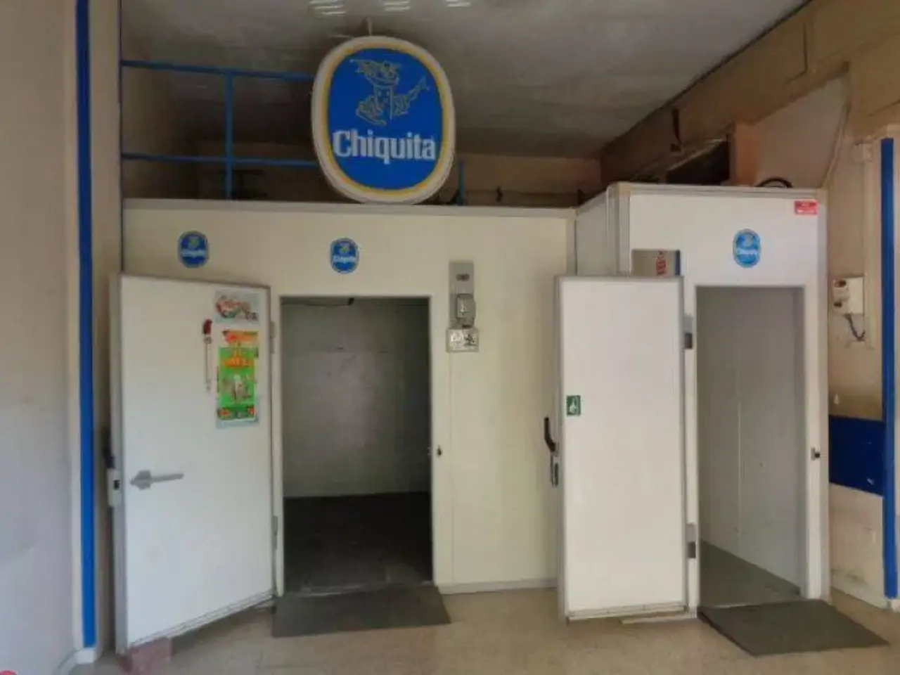 Locale commerciale in Via Unione Sovietica, Marano Di Napoli, {3} - Foto 1