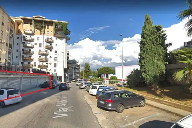 Box in Via Aldo Moro, Cosenza - Foto 1