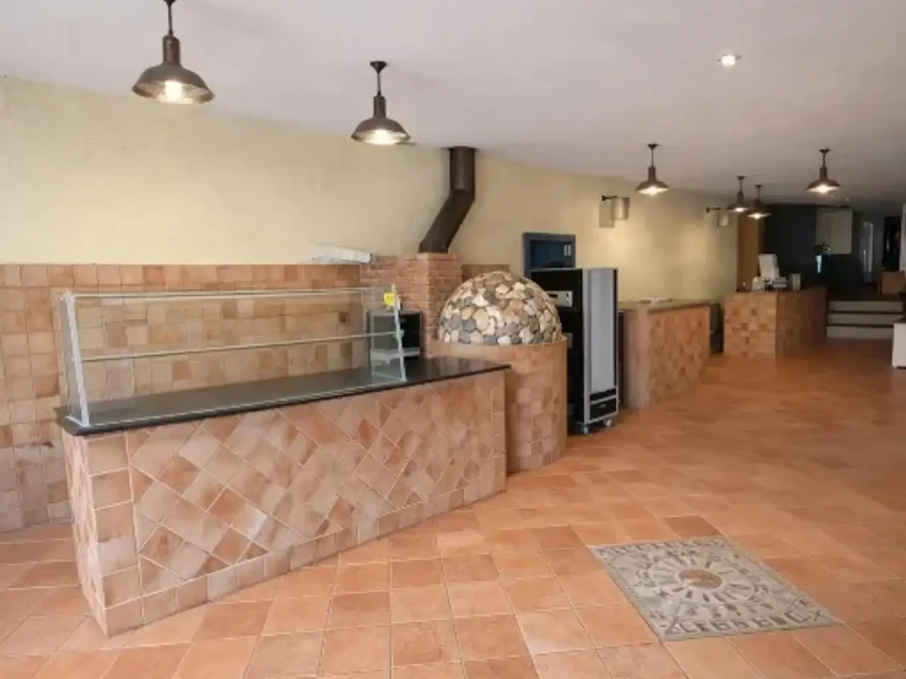 Esercizio commerciale in Via Luigi Esposito Snc, Sant'Anastasia, {3} - Foto 1