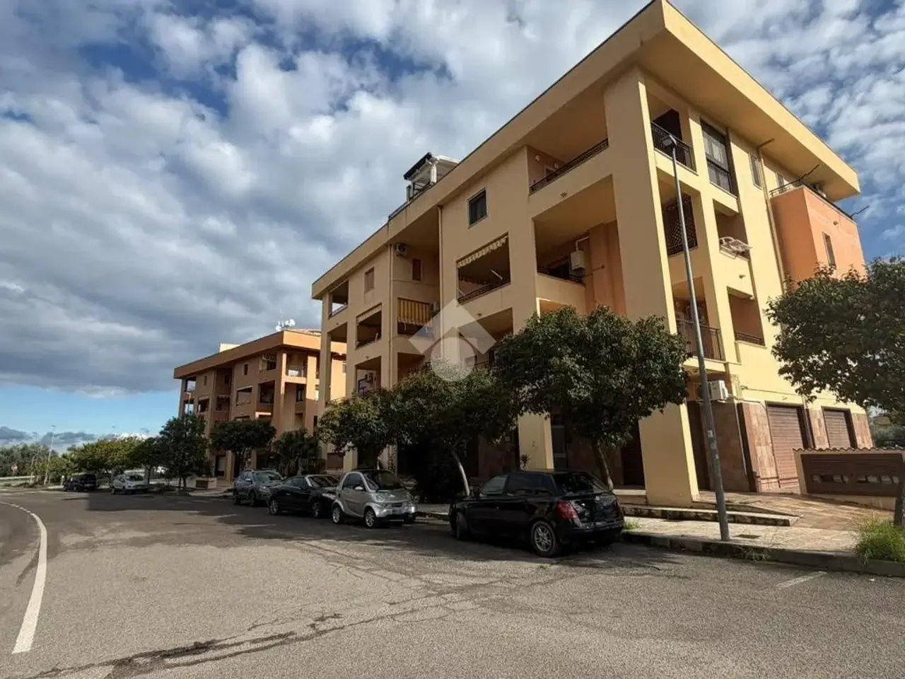 Magazzino in Via G. Gentile 10, Corigliano-Rossano, {3} - Foto 1