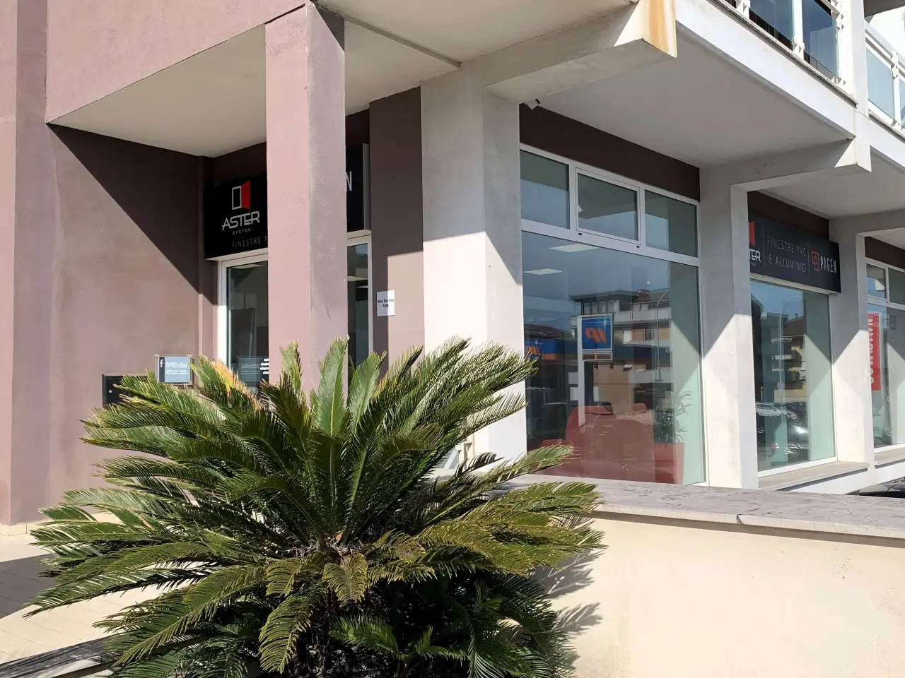 Negozio in Via Sicilia, Porto Sant'Elpidio, {3} - Foto 1