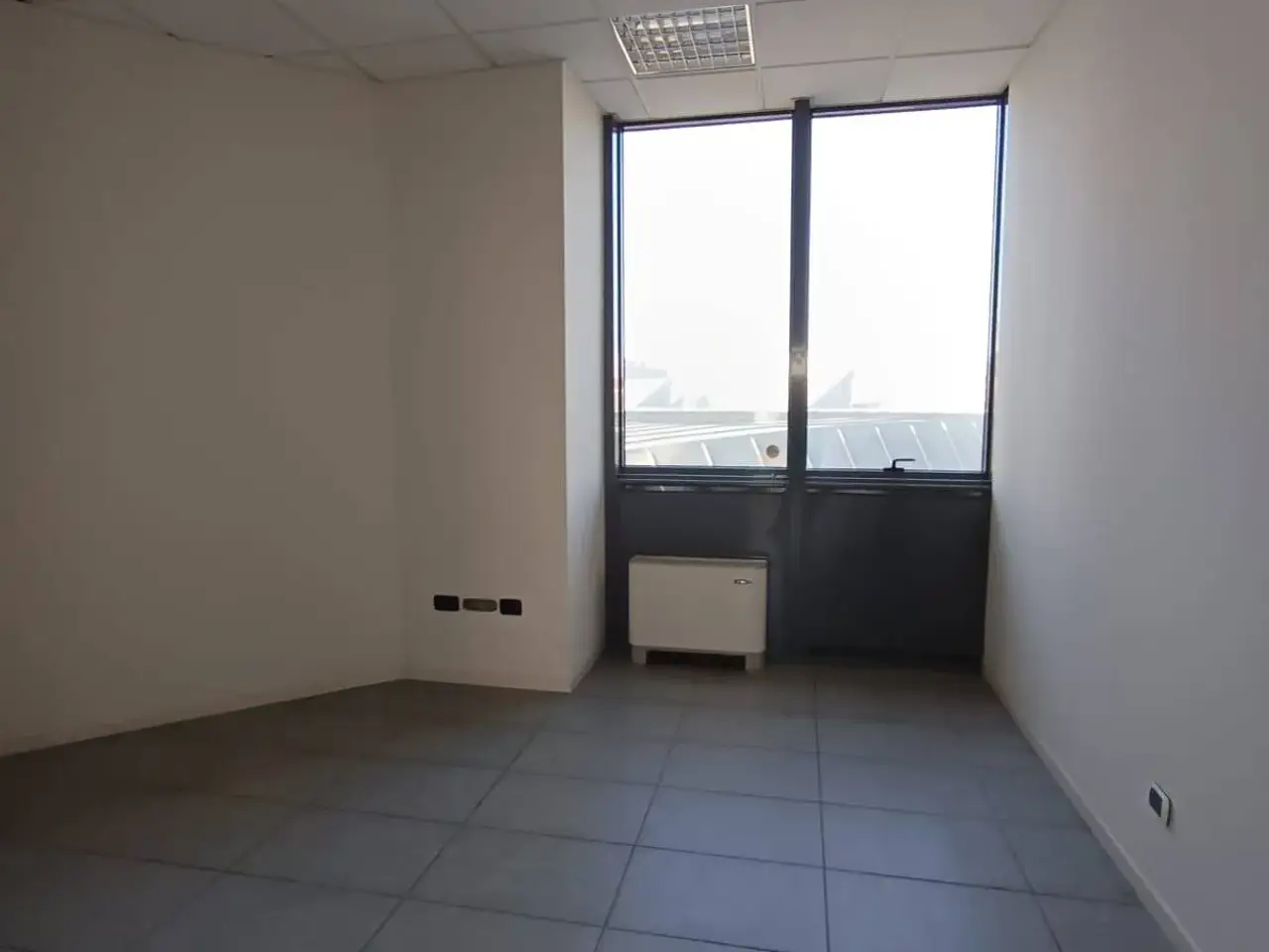 Ufficio in Via Emilia Est 907, Modena, {3} - Foto 2