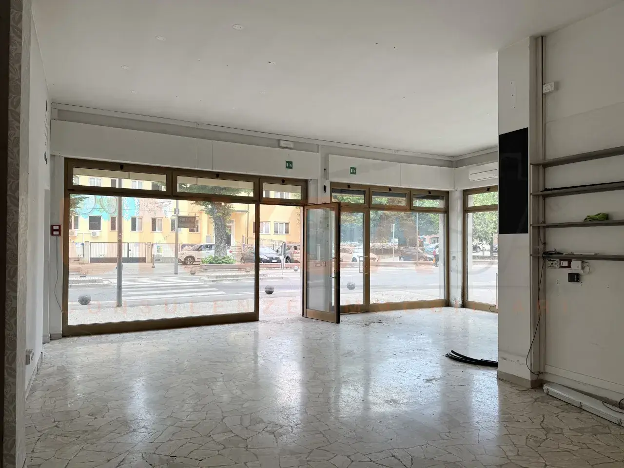 Negozio in Via Cattaneo, Montegalda, {3} - Foto 1