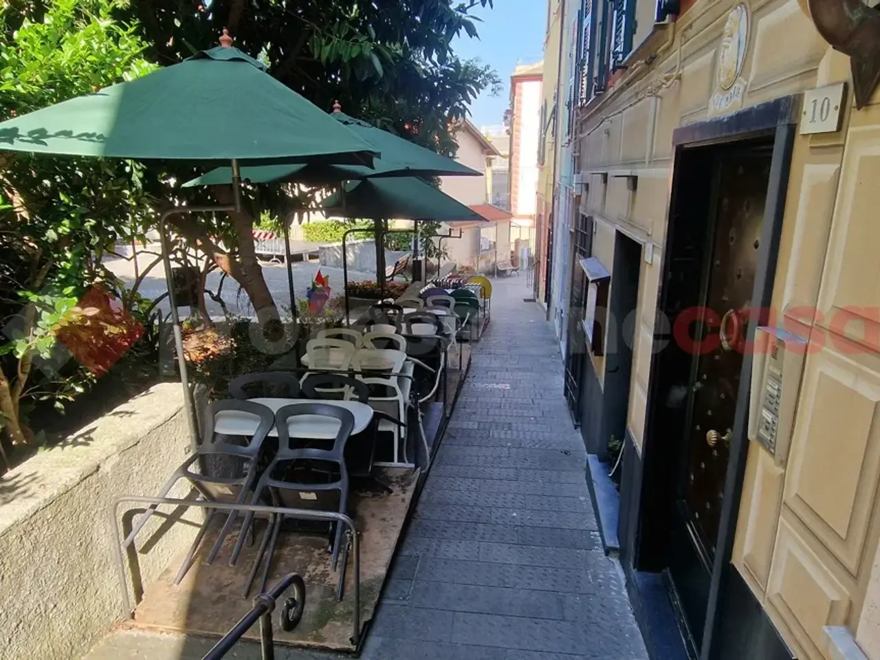 Bar in Piazza Davide Chiossone 8, Arenzano, {3} - Foto 1