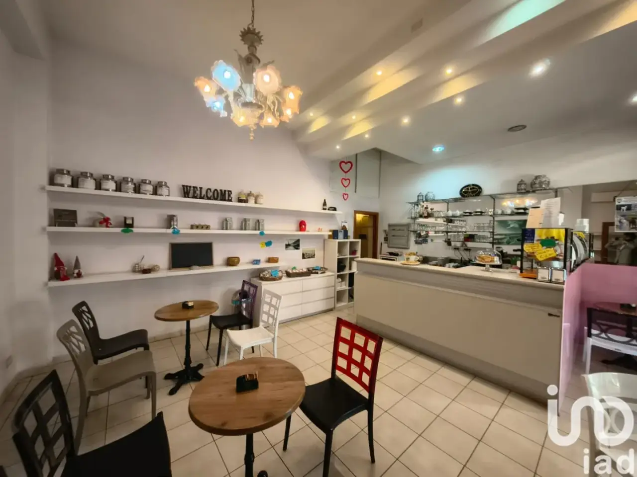 Esercizio commerciale in Via Michelangelo, Borghetto Santo Spirito, {3} - Foto 1