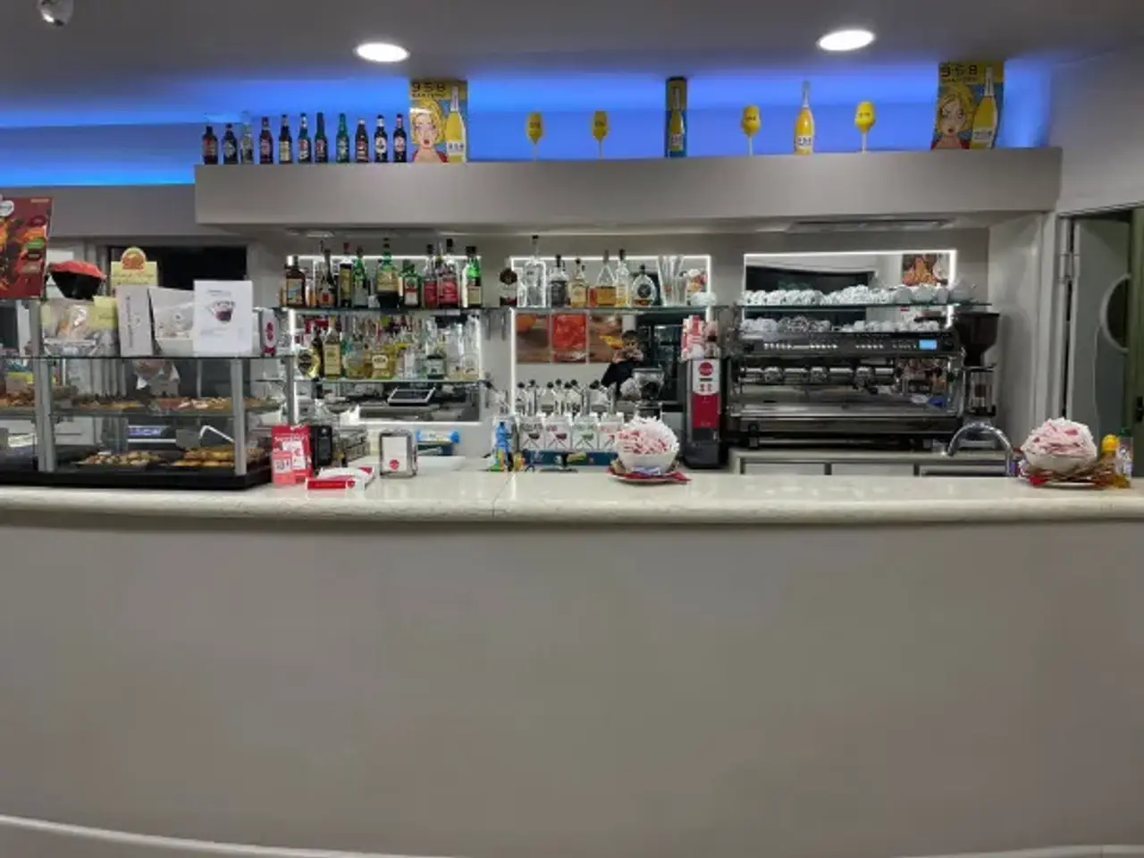 Tabaccheria in Via Pastrengo 19, Moncalieri, {3} - Foto 2