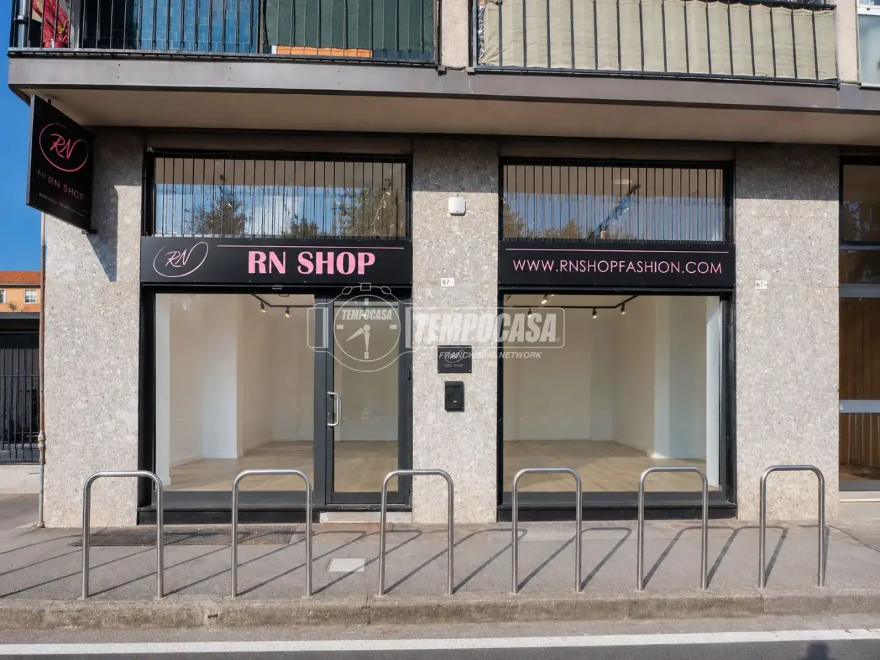 Negozio in Via a. Volta, Cesano Maderno, {3} - Foto 1