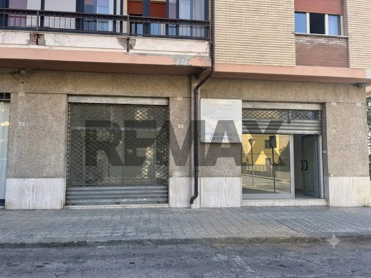 Negozio in Via Fabio Filzi 4-6, Lanciano, {3} - Foto 1