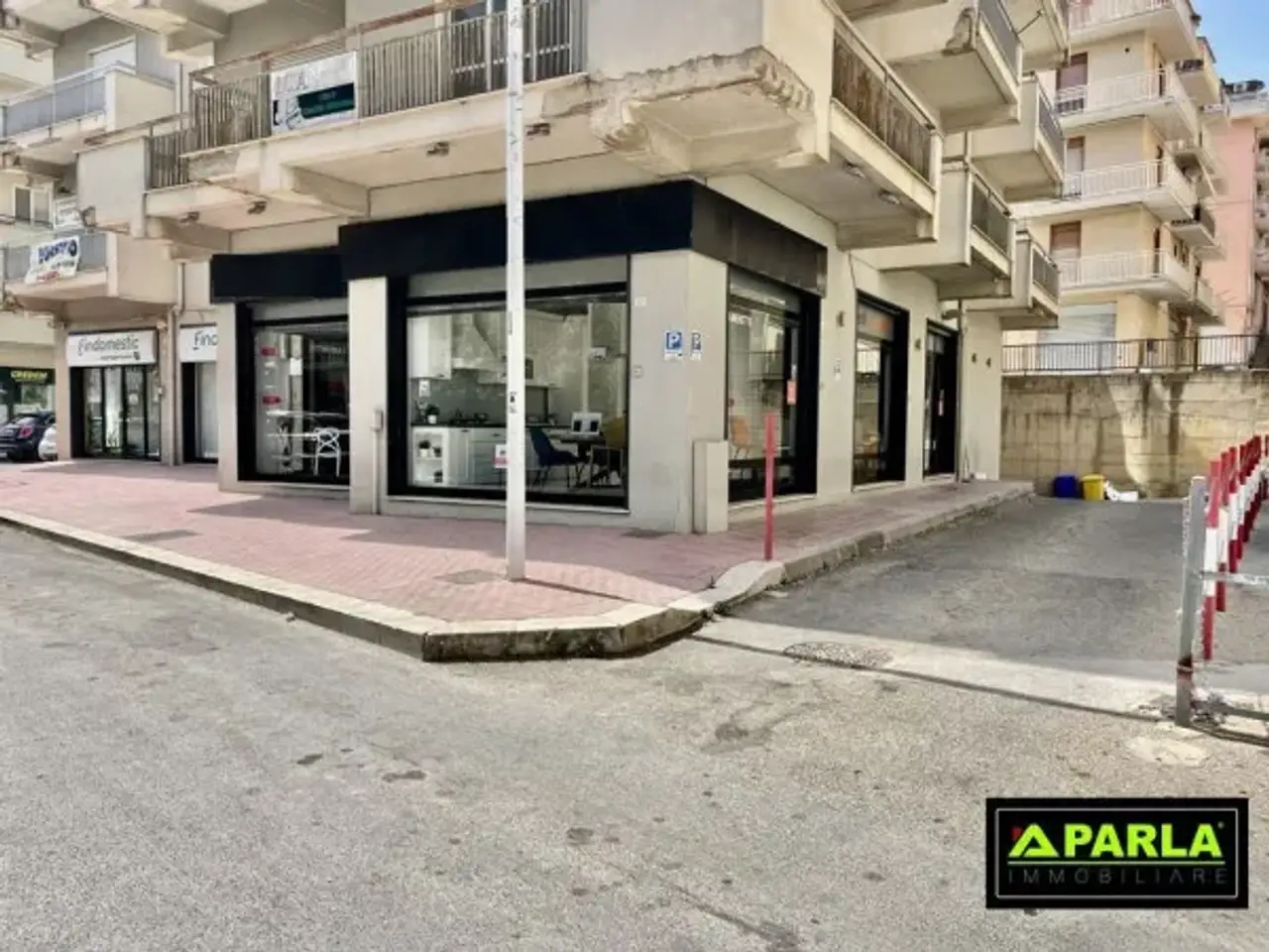 Negozio in Viale Giudice Antonino Saetta, Canicatti', {3} - Foto 2
