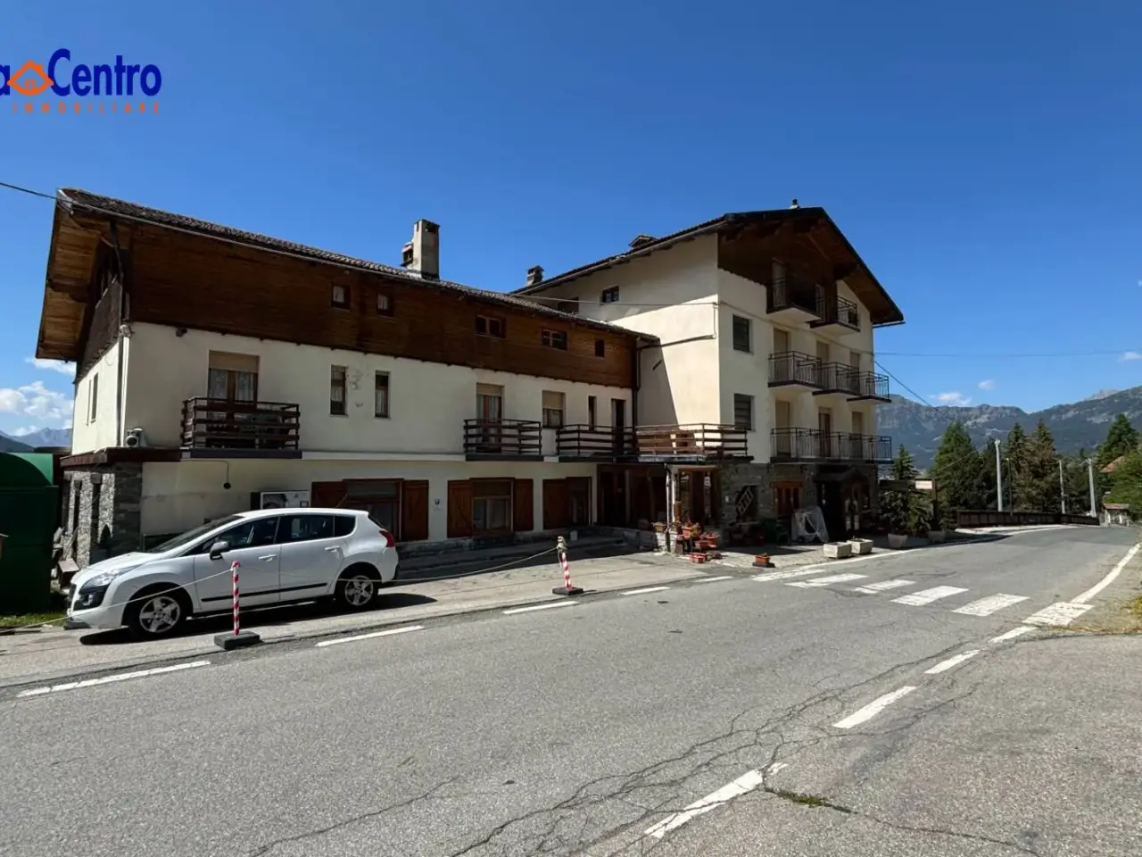 Albergo in Via Artaz 8, La Magdeleine, {3} - Foto 1