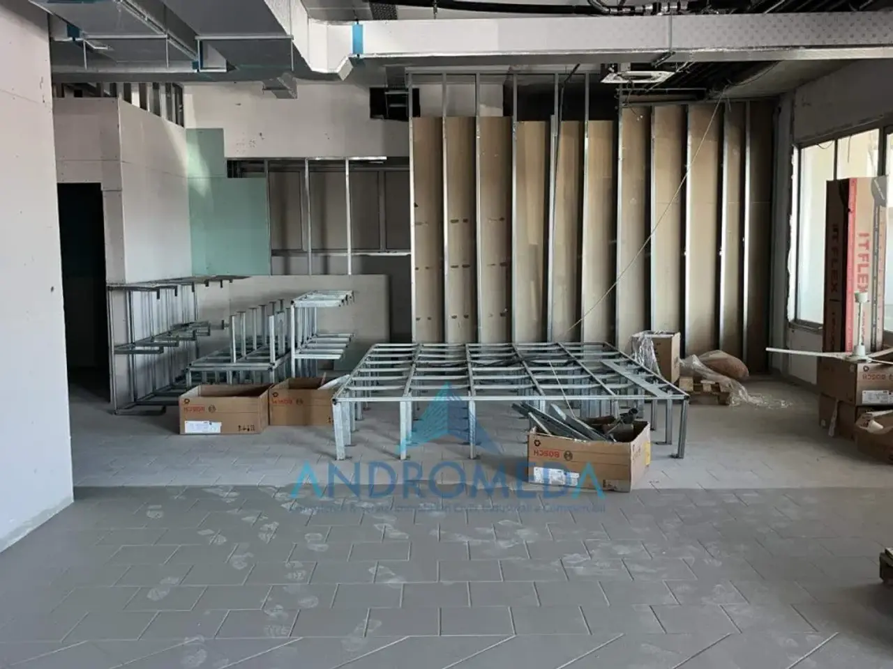 Palazzina commerciale in , Maddaloni, {3} - Foto 2