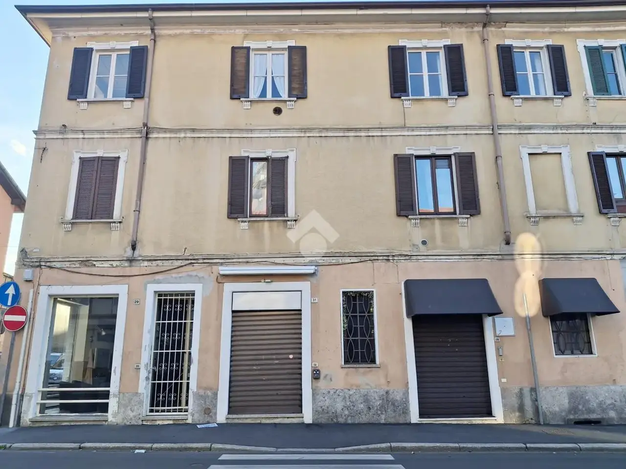 Negozio in Corso Corso Libertà 31, Carate Brianza, {3} - Foto 2