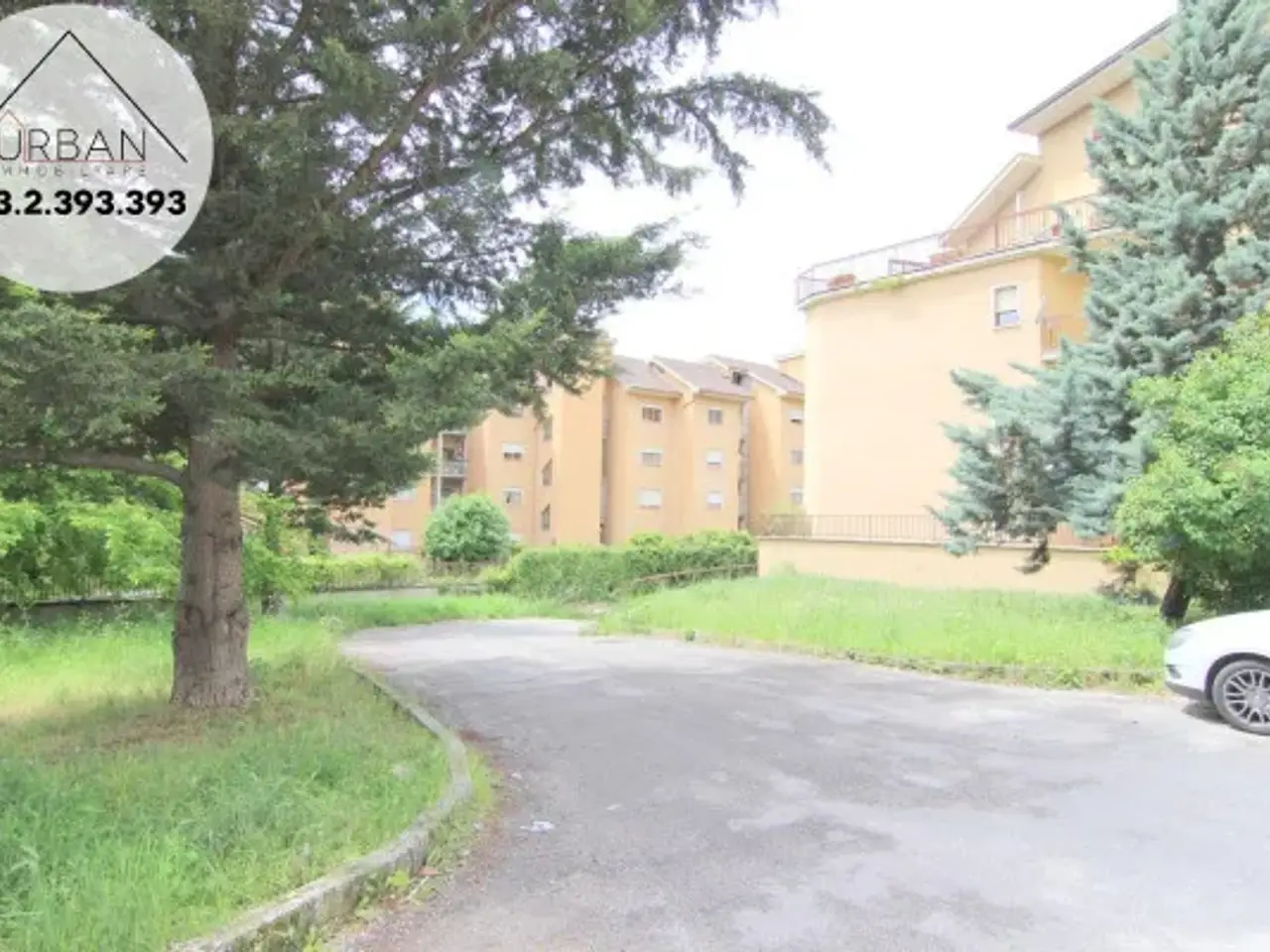Magazzino in Via G. di Vincenzo, L'Aquila, {3} - Foto 2