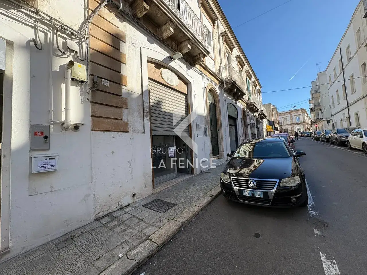 Esercizio commerciale in Corso dei Mille 34, Martina Franca, {3} - Foto 2