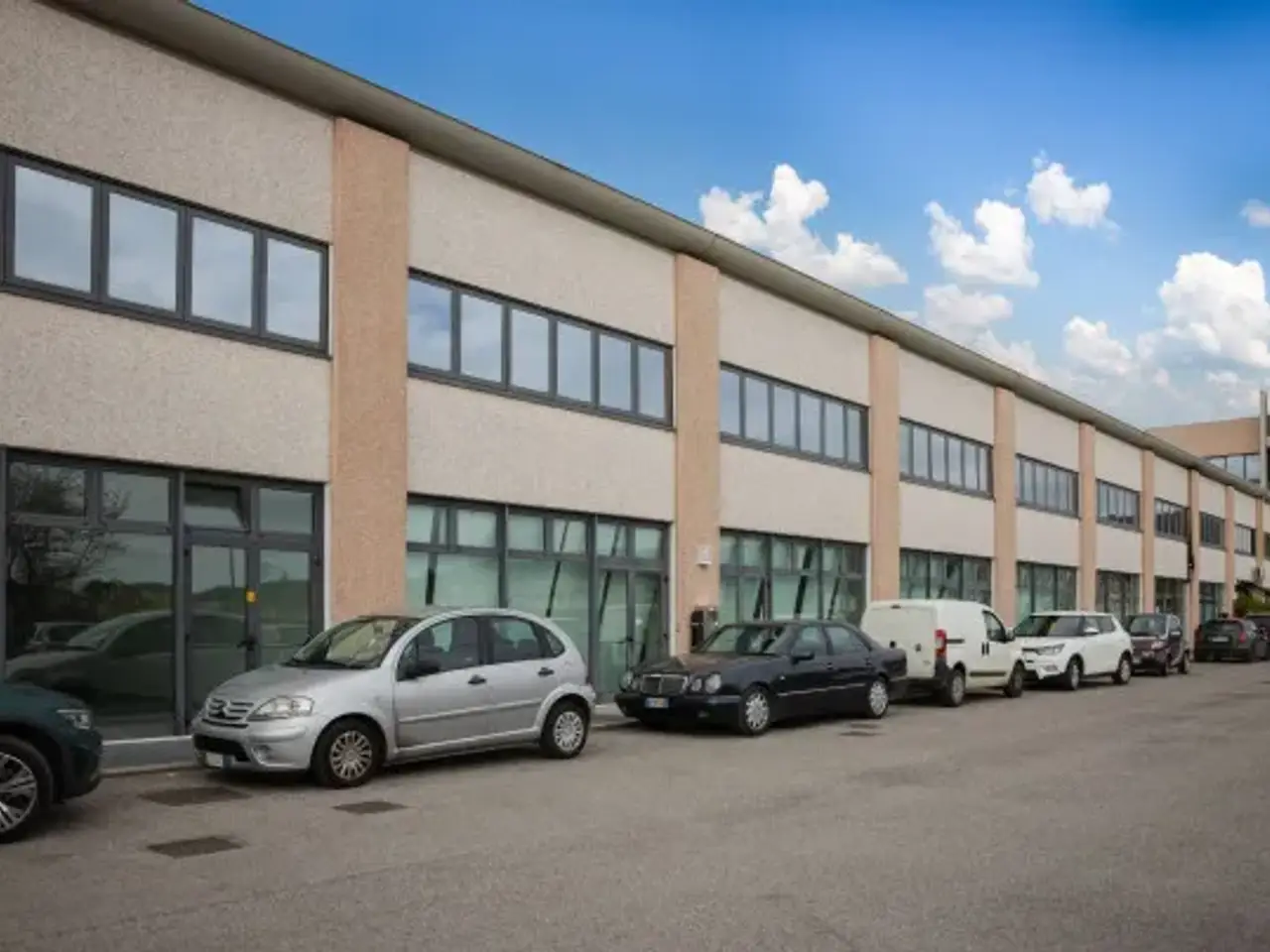 Ufficio in Via Sile 6, Volpago Del Montello, {3} - Foto 2