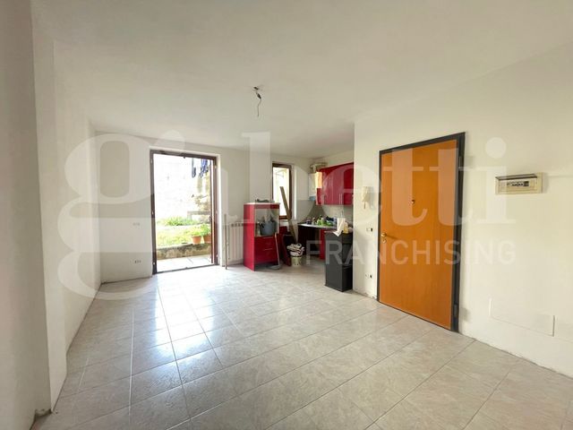 3-room flat in Via Circonvallazione Nord  10, Castrezzato - Photo 1