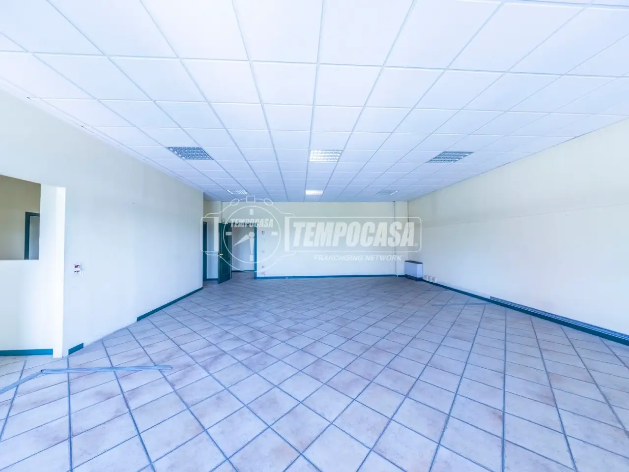 Negozio in Via Giovanni Pascoli 8, Quarto D'Altino, {3} - Foto 1